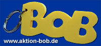 BOB-Anhänger blauer Hintergrund