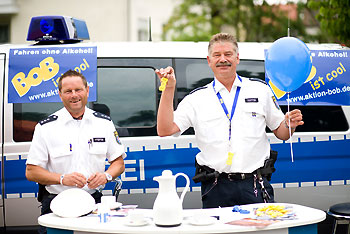 Das BOB-Team der Polizei mit v.r. Polizeioberkommissar Steffen Dapper und Polizeihauptkommissar Jörg Pfeiffer