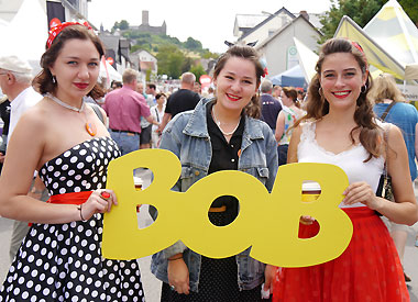 Drei junge Damen mit dem großen BOB auf dem Festival Golden Oldies in Wettenberg