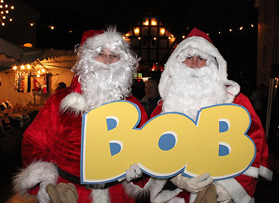 Sie treten auch für die Aktion BOB ein - die Buchenauer Weihnachtsmänner und -frau