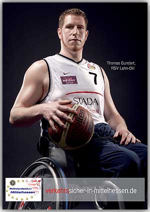 Rollstuhlbasketballer Thomas Gundert unterstütze verkehrssicher-in-mittelhessen